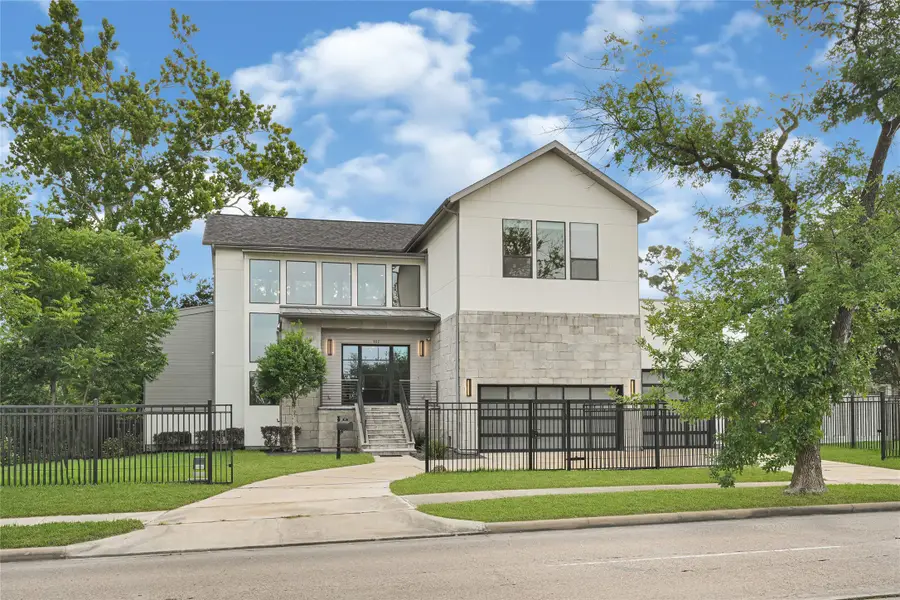 922 T C Jester Boulevard, Houston, TX 77008 - #3
