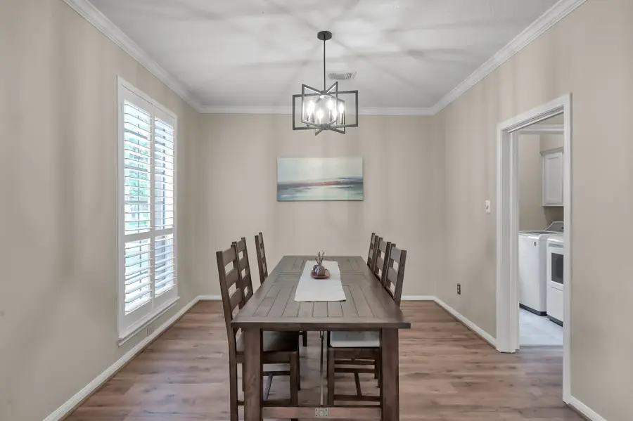 2 S Duskwood Place, The Woodlands, TX 77381 - #3