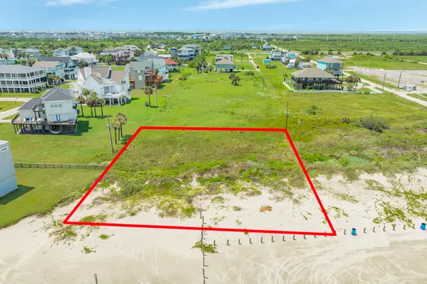 4021 11 Mile Road, Galveston, TX 77554