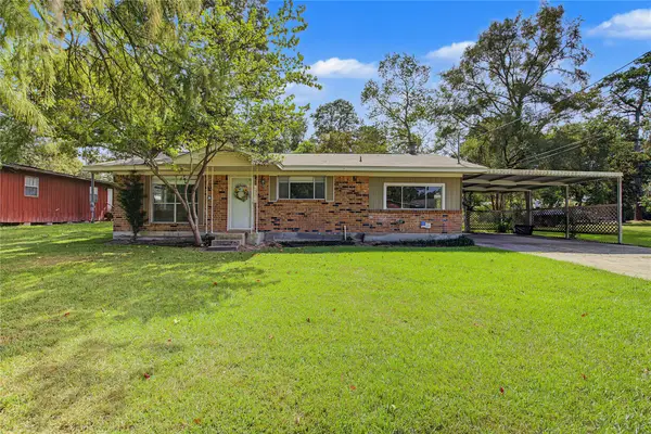 440 Lakeside Drive, Trinity, TX 75862