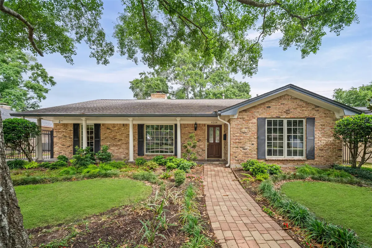6206 Rutherglenn Drive, Houston, TX 77096 - #1