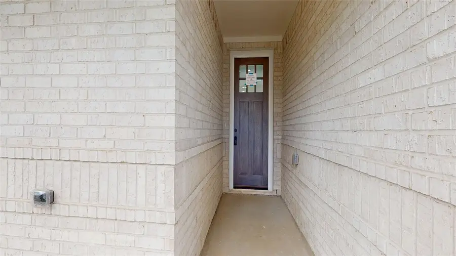 5119 Selinsky Road, Houston, TX 77048 - #2