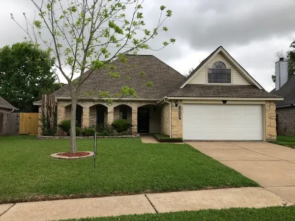 16802 Tranquil Drive, Sugar Land, TX 77498