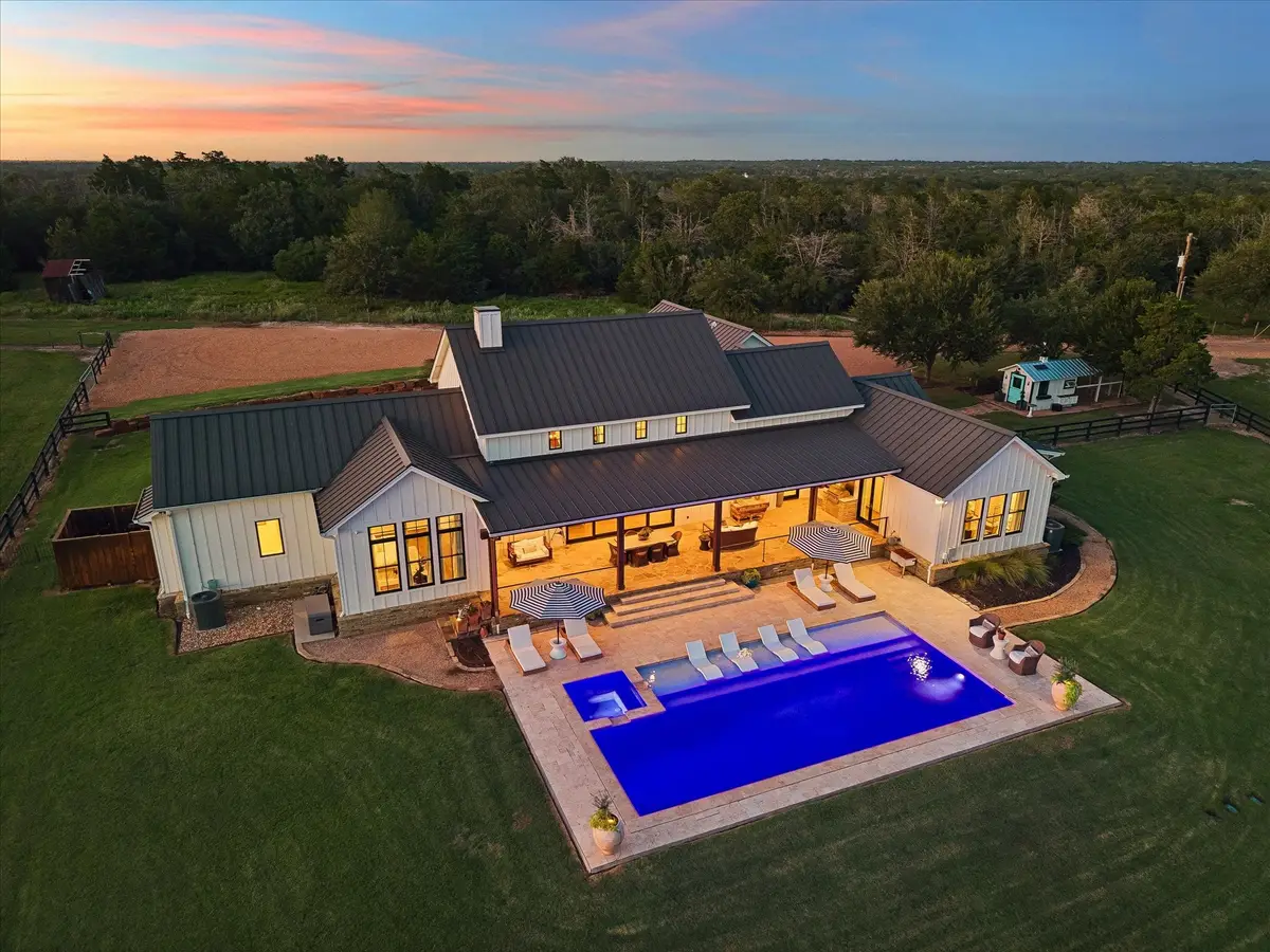 1600 S Weyand, Round Top, TX 78954 - #1