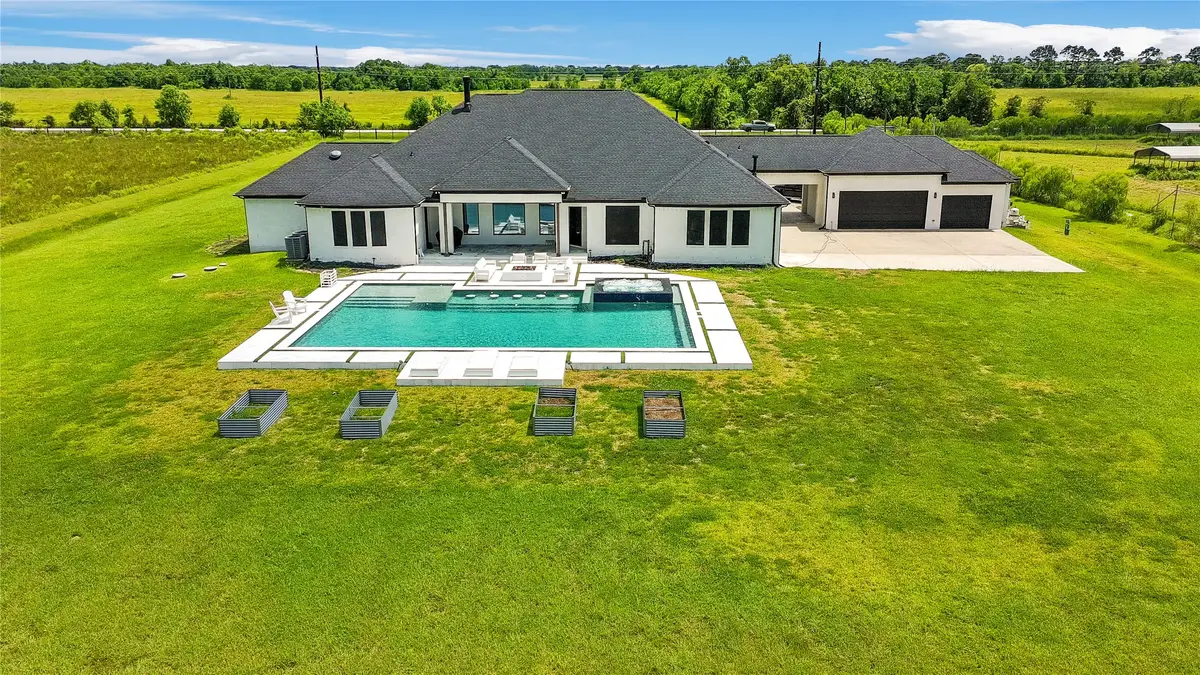 3515 County Road 62, Rosharon, TX 77583 - #1