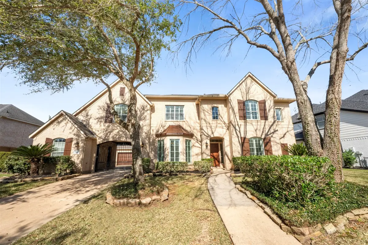 9227 Hummingbird Lane, Missouri City, TX 77459 - #1