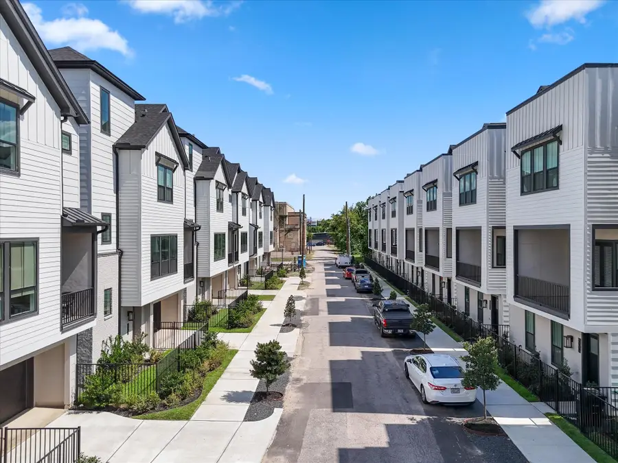 2225 Dennis Street, Houston, TX 77004 - Image #3