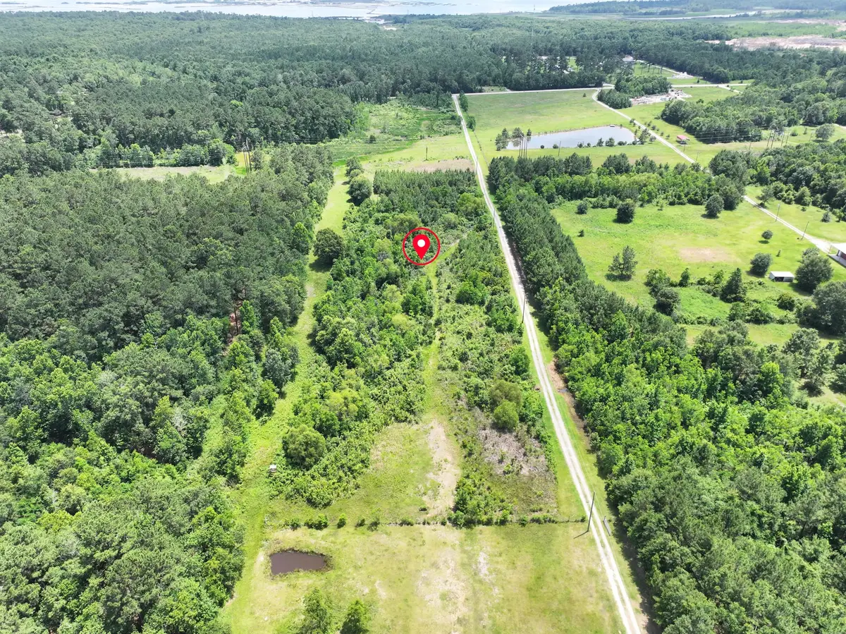 15926 Fm 105, Orange, TX 77630 - #1