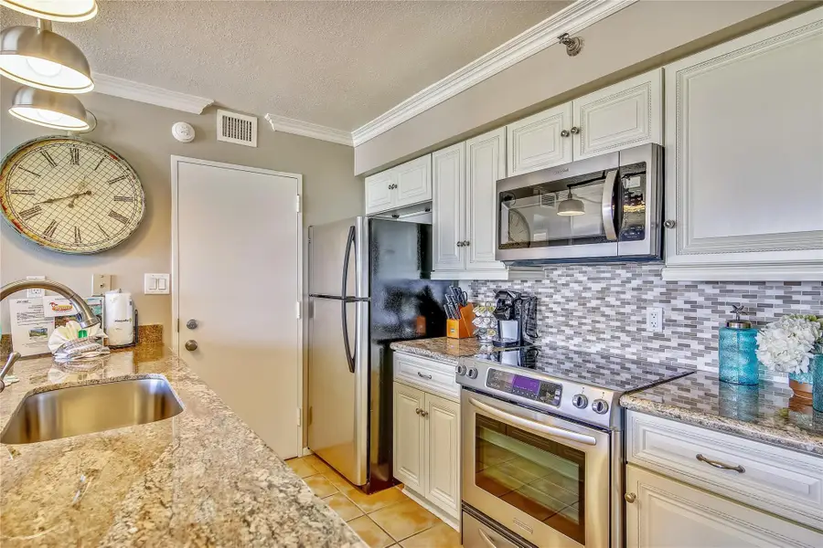 5220 Seawall Boulevard #934, Galveston, TX 77551 - #3