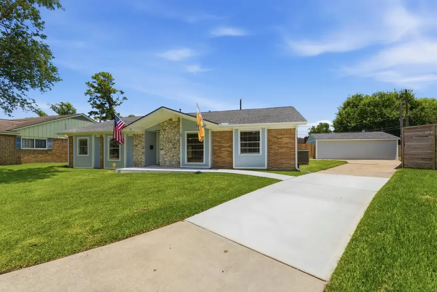 447 Castlebar Court, Houston, TX 77015 - #2