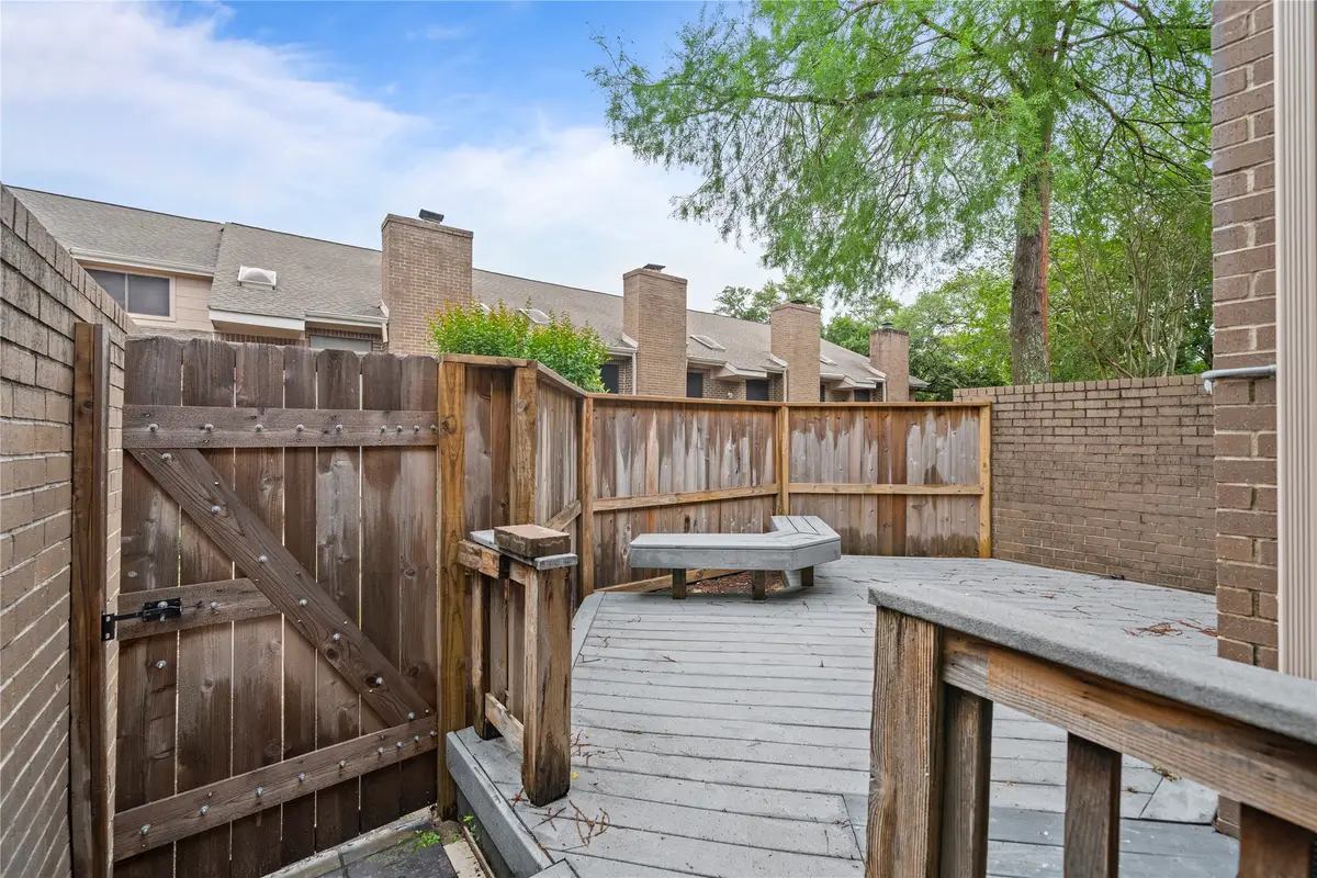 13742 Hollowgreen Drive #604, Houston, TX 77082 - #1