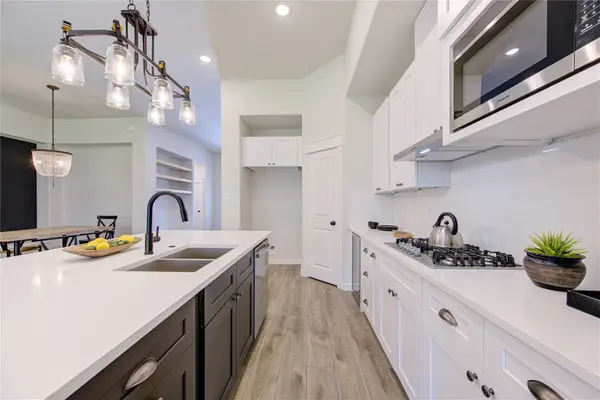 248 Blue Hill Drive, Montgomery, TX 77356