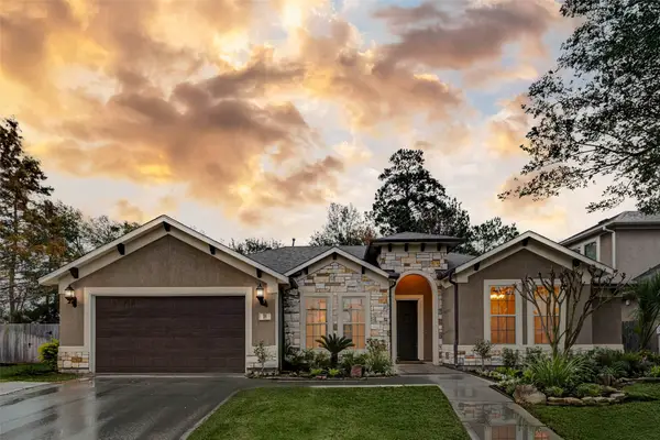 28986 Twisted Oak Drive, Shenandoah, TX 77381