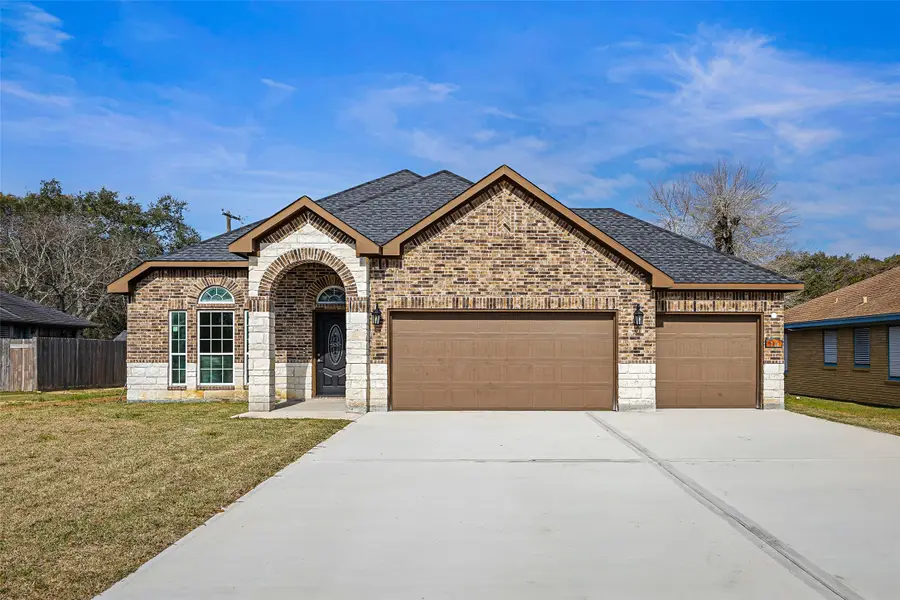 710 Hackberry Street, La Marque, TX 77568 - #2