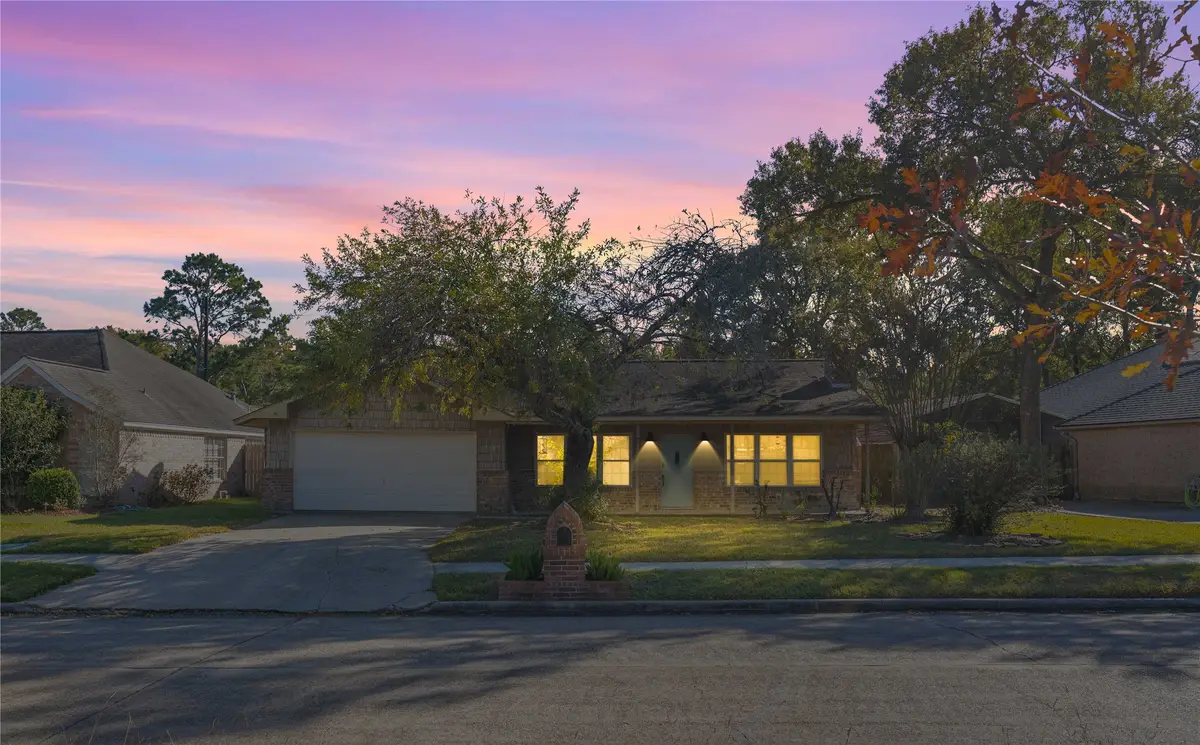 9810 Ellen Street, Baytown, TX 77521 - Image #1