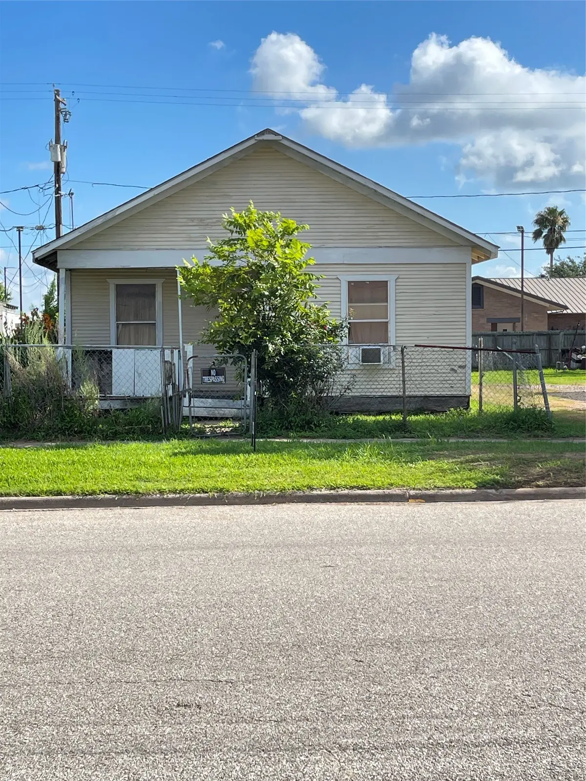 1022 W Broad Street, Freeport, TX 77541 - #1