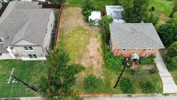 206 West Thomas Avenue, Pasadena, TX 77506