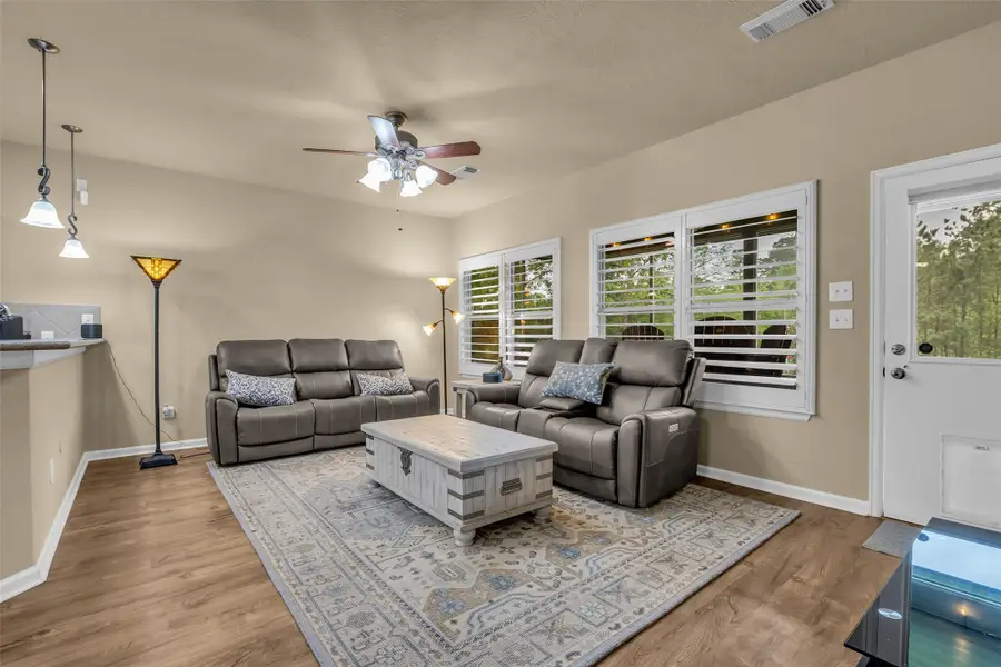 209 W George Jones Road, Livingston, TX 77351 - #3