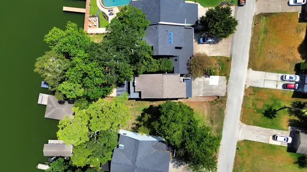 854 Lake View Drive, Montgomery, TX 77356