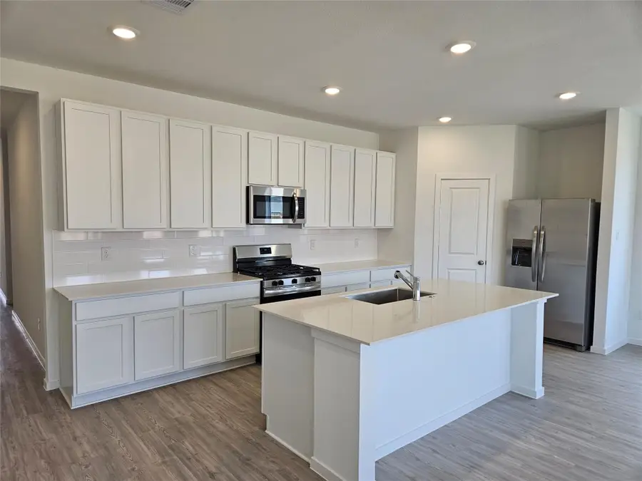 3008 Waterwood Pass Drive, Katy, TX 77493 - Image #3