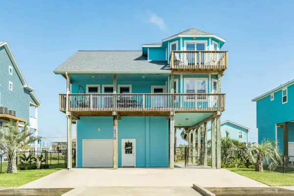 16515 Jolly Roger Road, Jamaica Beach, TX 77554