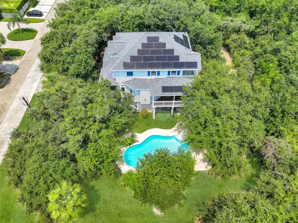 3427 Eckert Drive, Galveston, TX 77554