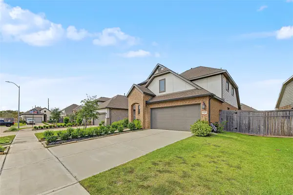 8719 Arbor Trail Drive, Missouri City, TX 77459