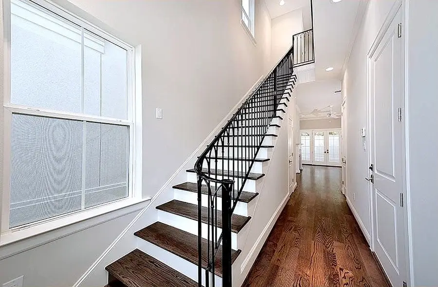 215 Willow Street, Shenandoah, TX 77384 - #2