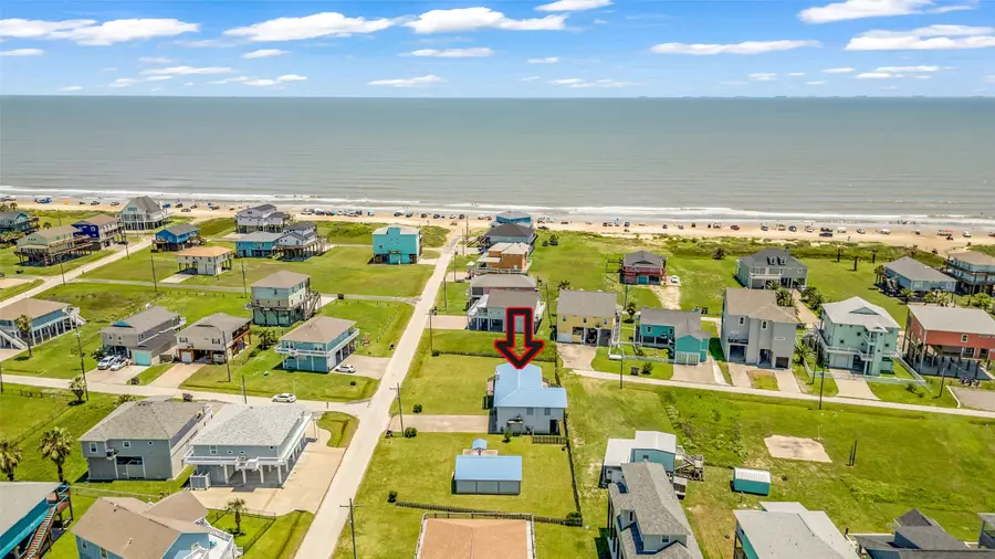 817 Westview, Port Bolivar, TX 77650 - #3