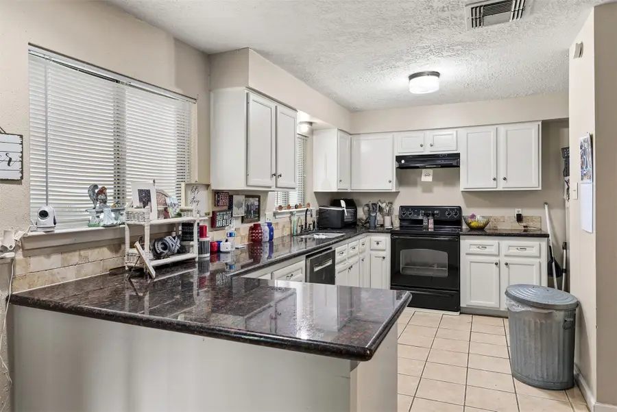 9838 Rocky Hollow Road, La Porte, TX 77571 - #3