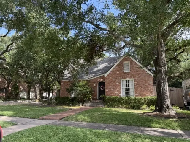 2801 Albans Road, West University Place, TX 77005 - #3