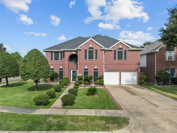 11319 Windy Dawn Drive, Pearland, TX 77584