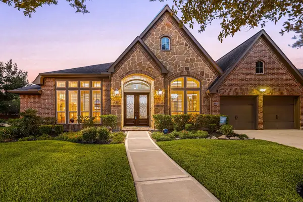 2203 Draycutt Drive, Katy, TX 77494