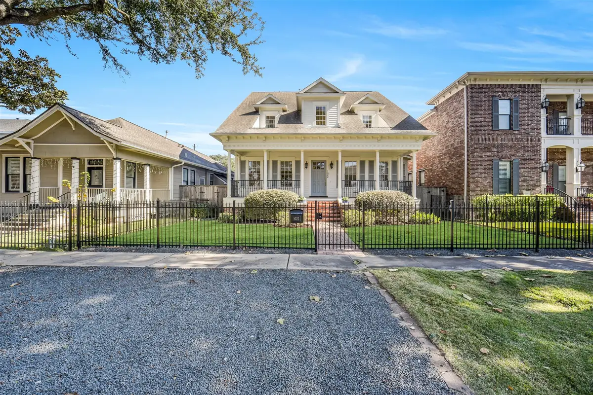 1022 Arlington Street, Houston, TX 77008 - Image #1