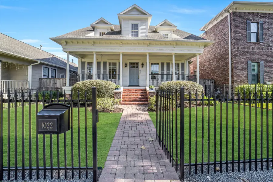 1022 Arlington Street, Houston, TX 77008 - Image #2