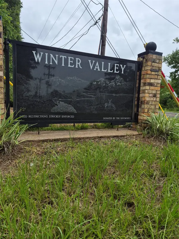 380 County Road 6494, Dayton, TX 77535