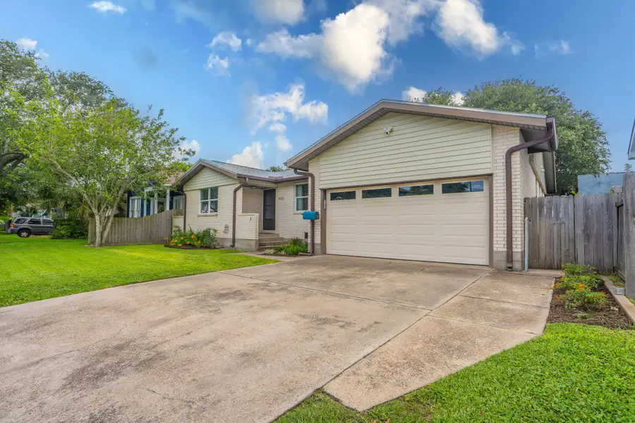 4110 Avenue Q 1/2, Galveston, TX 77550 - #2