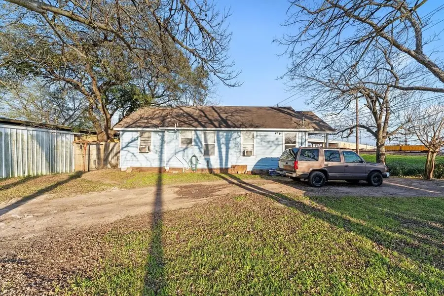 1605 Walnut Avenue, Rosenberg, TX 77471 - #3