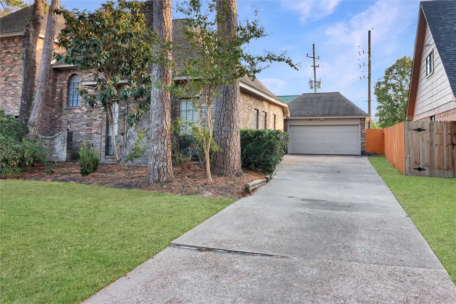 12511 Oakcroft Drive, Houston, TX 77070 - Image #3