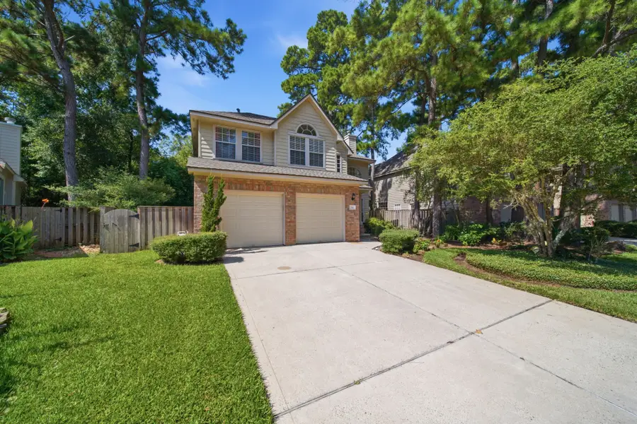 96 E Lakeridge Drive, The Woodlands, TX 77381 - #3