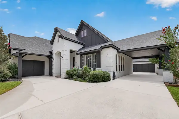 340 Dawn Brook Lane, Conroe, TX 77384