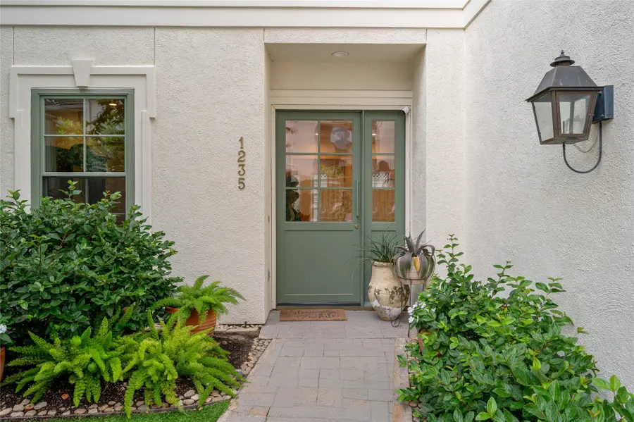 1235 Wynden Oaks Garden Drive, Houston, TX 77056 - #2