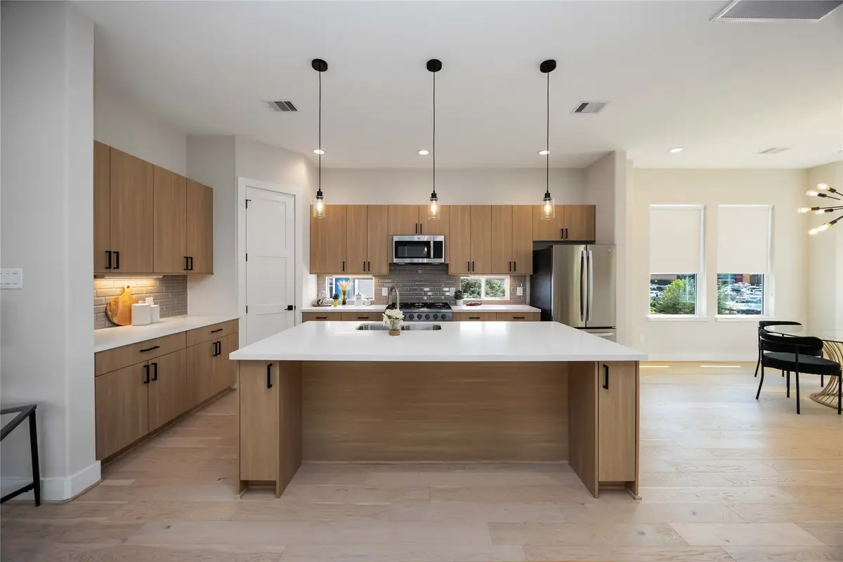 2507 N Macgregor Way, Houston, TX 77004 - #1
