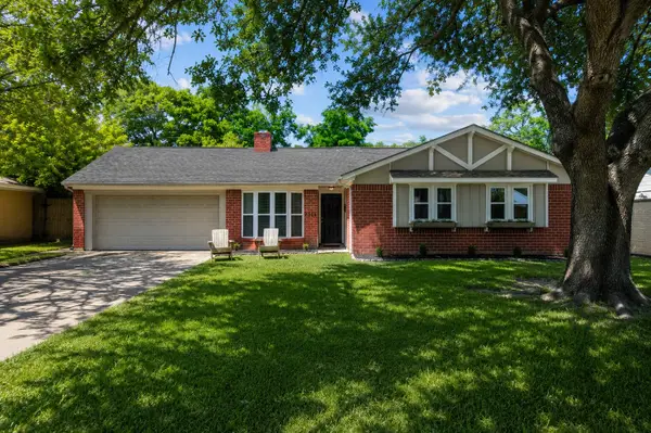9314 Vickijohn Drive, Houston, TX 77031