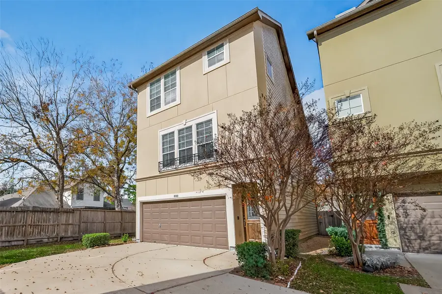 880 Fisher Street, Houston, TX 77018 - Image #3