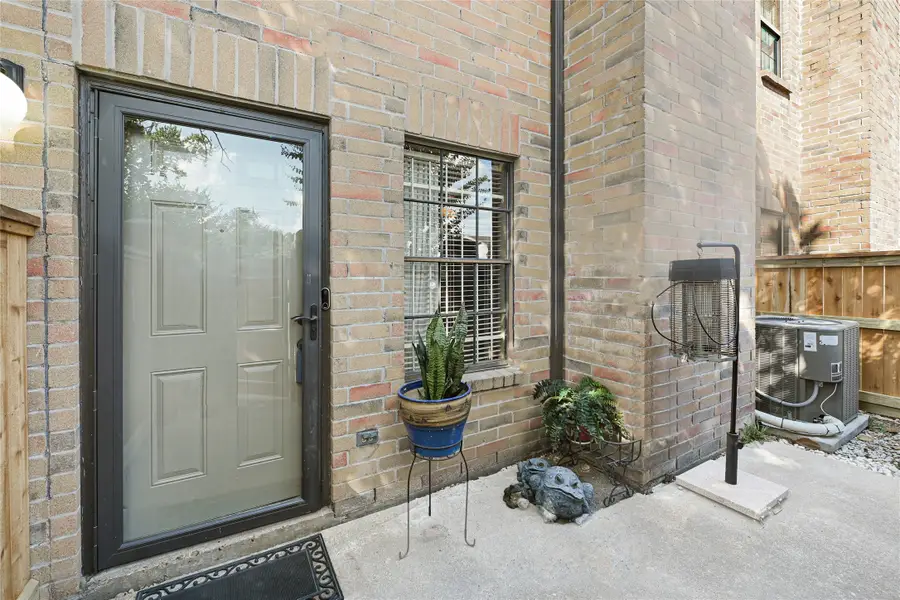 9800 Pagewood Lane #2703, Houston, TX 77042 - Image #3