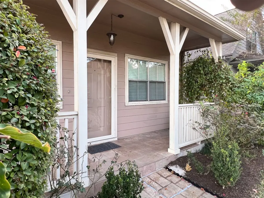 1324 Dennis Street, Houston, TX 77004 - Image #2