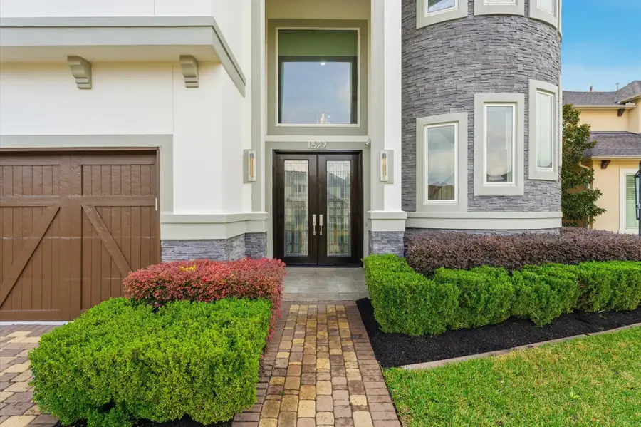 1822 Jade Hollow Lane, Houston, TX 77077 - Image #3