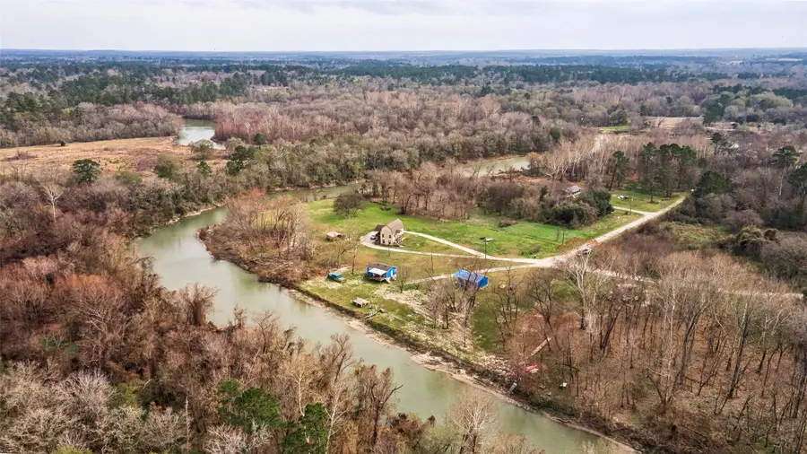 239 Fishermans Trail, Huntsville, TX 77320 - #2