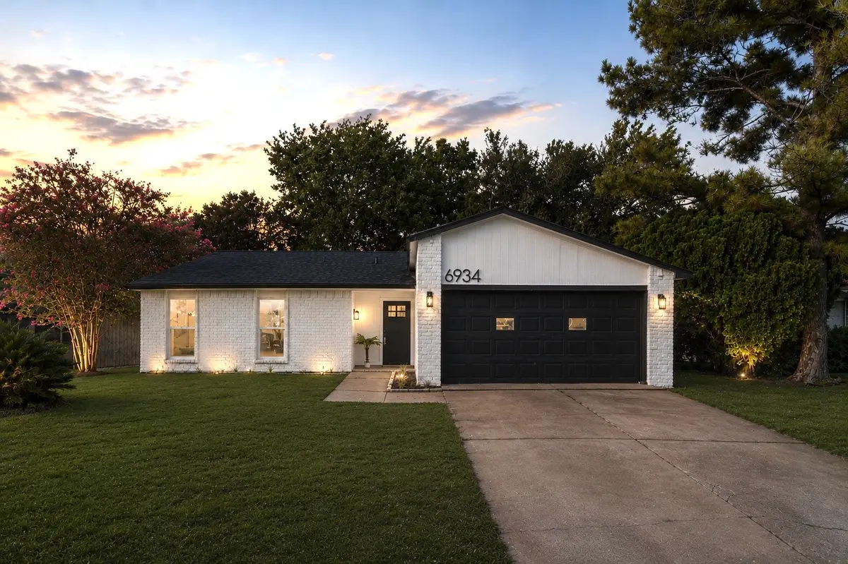 6934 Pickett Drive, Richmond, TX 77469 - #1